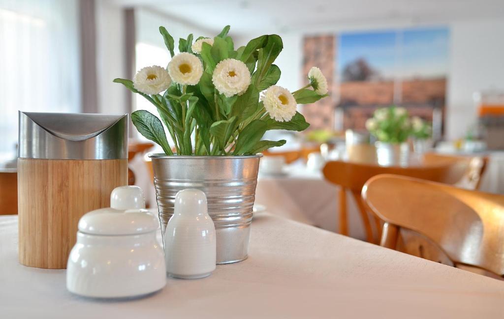 Centra Hotel Schwedt Kültér fotó